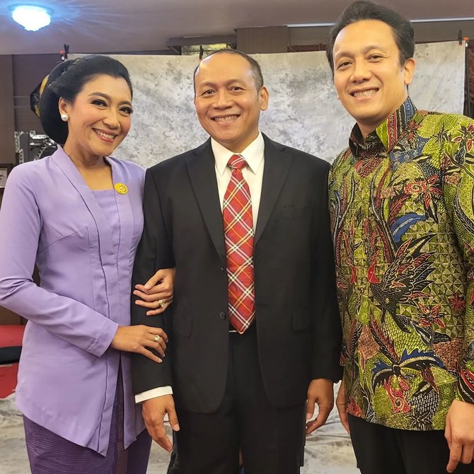 adik ipar panglima tni andika foto bareng dua kakaknya