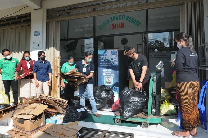 gerakan membayar tunggakan bpjs kesehatan dengan sampah