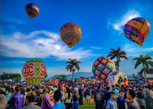 festival balon udara wonosobo