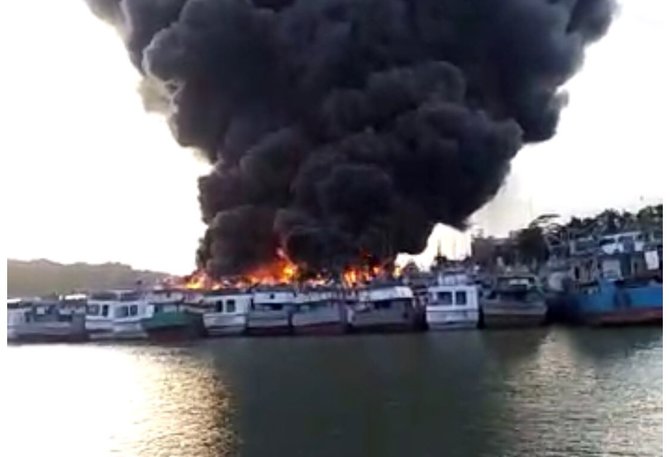 kebakaran kapal perikanan di kabupaten cilacap