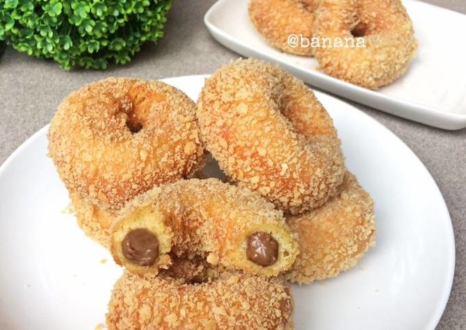 6 resep donat crispy empuk berbagai varian mudah dibuat