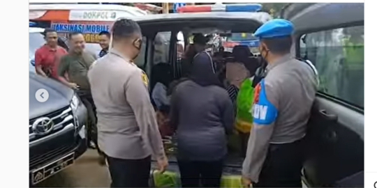 Ambulans Terobos Jalan dan Ngaku Bawa Pasien, Rupanya Mau Liburan jadi Bersitegang