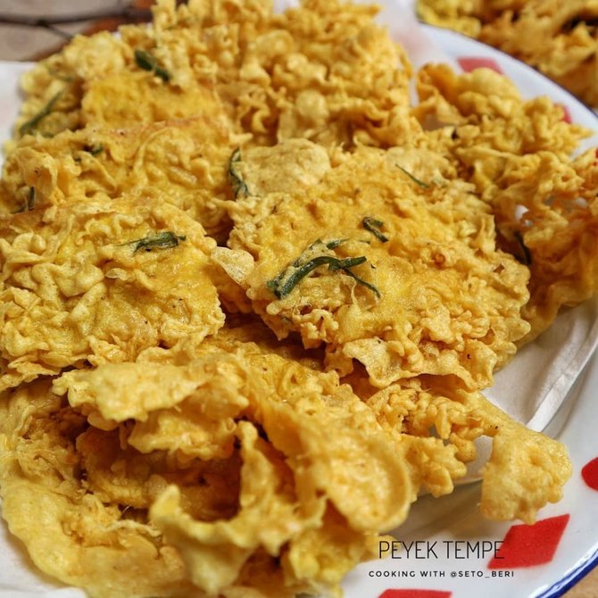10 resep peyek berbagai bahan camilan gurih renyah dan lezat