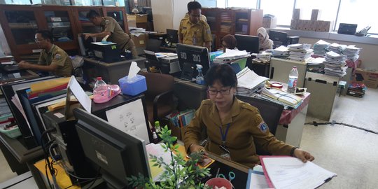 Anies Baswedan Ucapkan Terima Kasih ASN Jakarta Tetap Bekerja saat Lebaran