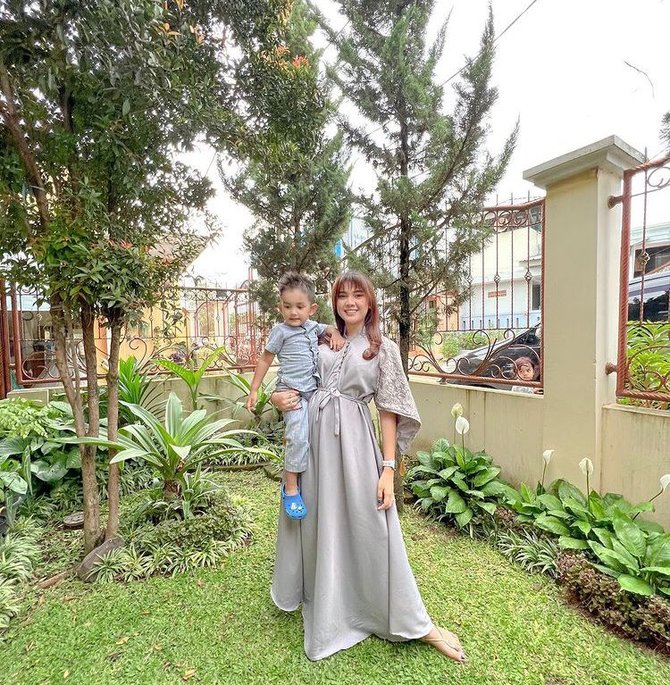 raya kitty mudik