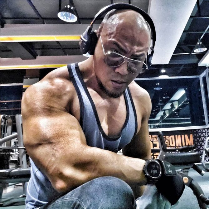 deretan artis ini geluti bisnis gym punya deddy corbuzier jadi sorotan