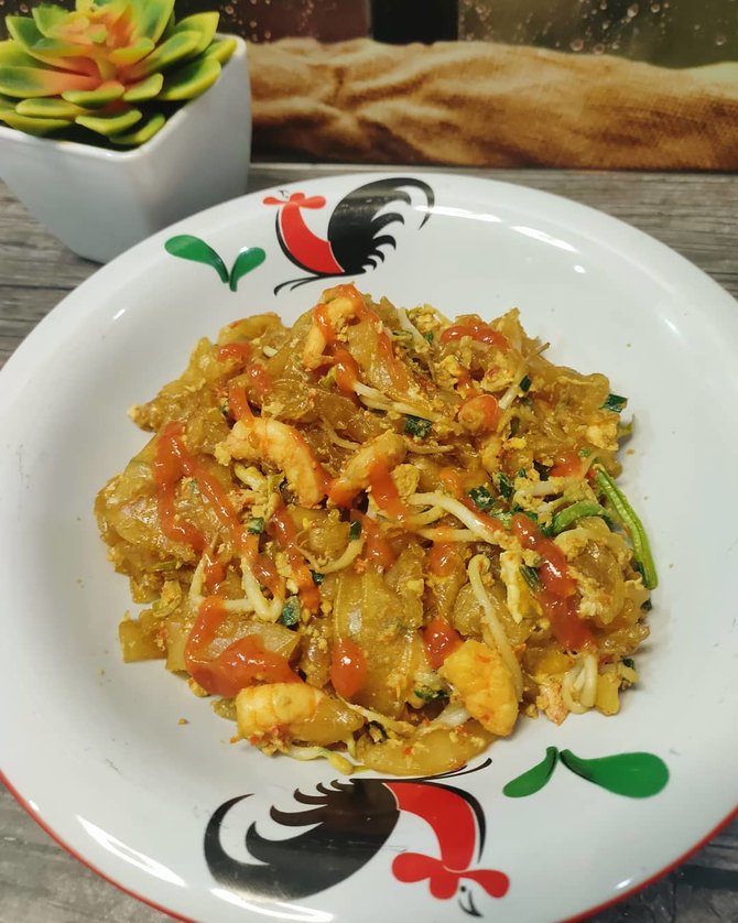 kwetiau goreng