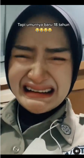 satpam cantik menangis tersedu sedu digodain cowok