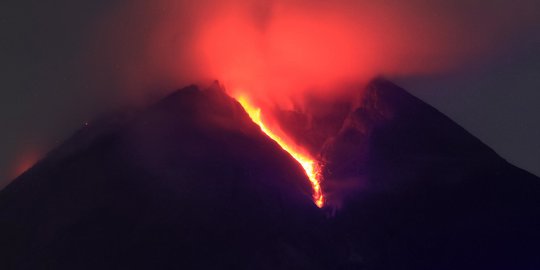 Tinggi Kubah Lava Gunung Merapi Turun Tiga Meter
