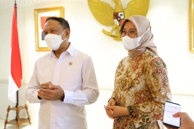 bupati banyuwangi bertemu menpora