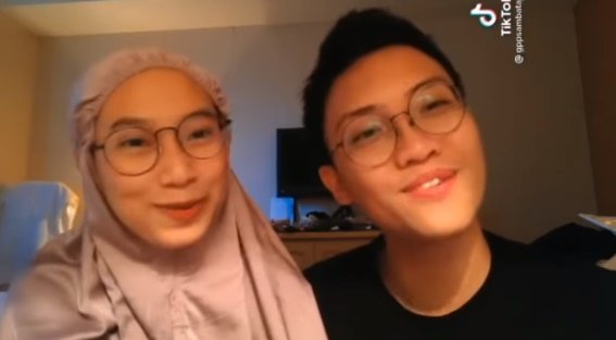 pasutri mirip