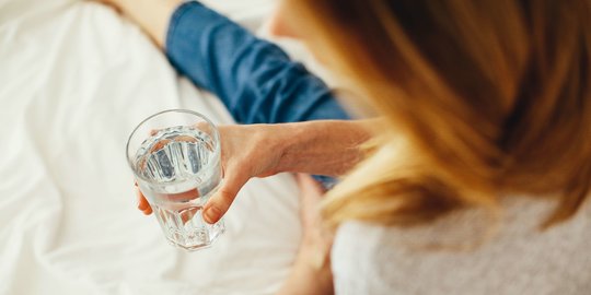 Mitos atau Fakta: Tubuh Perlu Minum 8 Gelas Air Tiap Hari