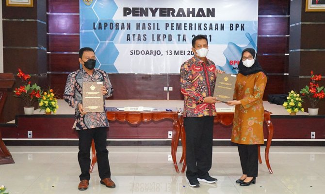 banyuwangi raih wtp 10 tahun berturut turut