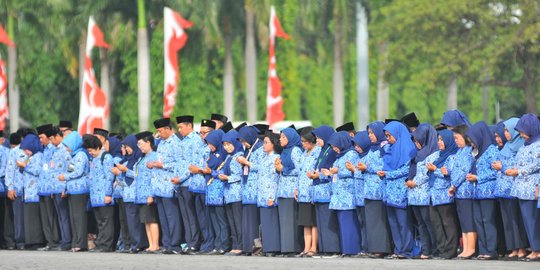 30 Tahun Mengabdi Tanpa Gaji Layak, Pemkab Garut Beri Perhatian Khusus pada Guru