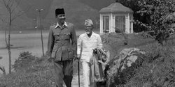 Potret Lawas Soekarno dan Haji Agus Salim Saat Diasingkan di Sumatera Utara