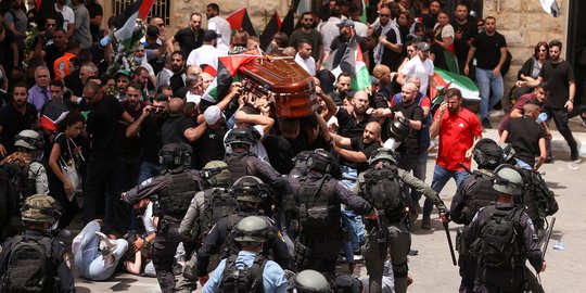 Komisaris HAM PBB: 33 Terluka Saat Israel Serang Prosesi Pemakaman Shireen Abu Aqla