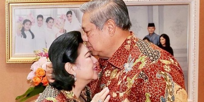 Momen SBY Pulang Kampung ke Pacitan, Kaos yang Dipakainya Bikin Salah Fokus