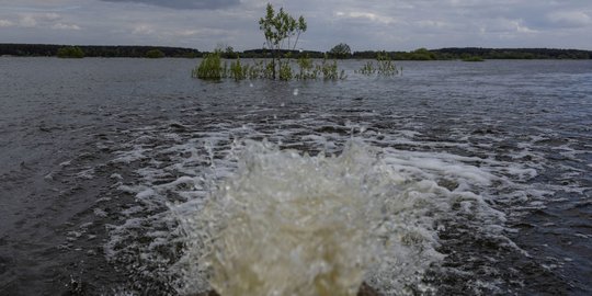 Banjir Jadi Strategi Ukraina Menahan Laju Pasukan Rusia Masuk Kota Kiev