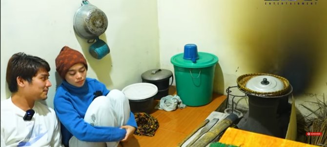 usianya baru 5 bulan baby l didaftarkan lesti dan billar ke sekolah elite