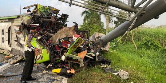 Polisi Tak Temukan Bekas Pengereman Bus Maut di Tol Sumo, Urine Sopir Positif Sabu