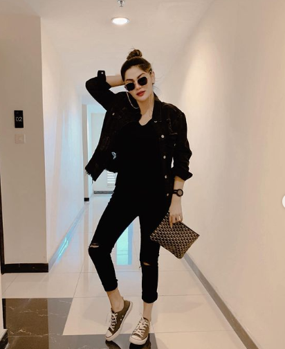 jarang tersorot intip 4 potret terbaru hilda vitria mantan billy syahputra