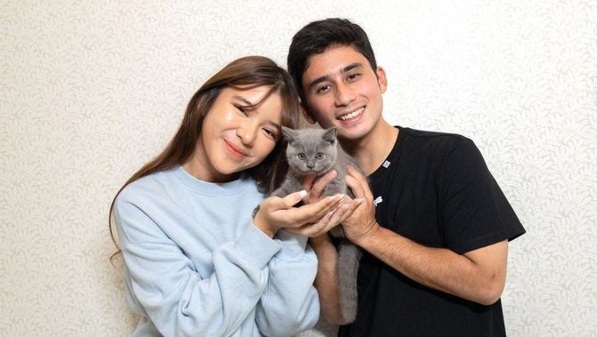 kisah cinta seleb yg berawal dari bikin konten bareng