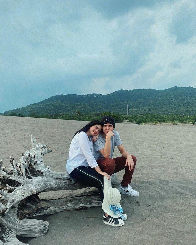 kisah cinta seleb yg berawal dari bikin konten bareng
