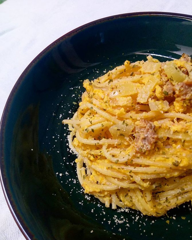 6 resep spaghetti carbonara gurih dan creamy mudah dibuat