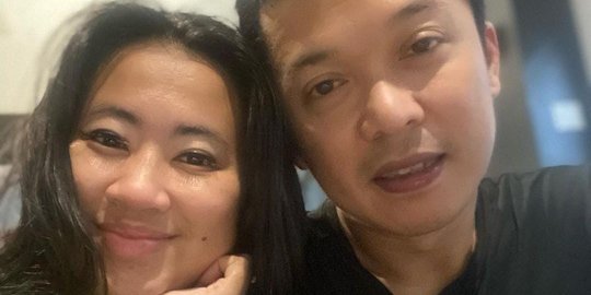 5 Potret Ami Gumelar Istri Taufik Hidayat, Sudah Punya 2 Anak Tetap Kece Seperti ABG