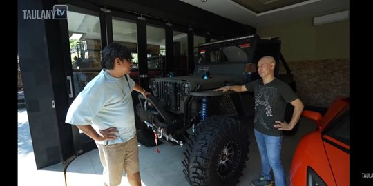 Deretan Mobil Ajik Krisna Pengusaha Oleh-oleh Bali, Ada Banyak Jeep Hingga Super Car Deretan Mobil Ajik Krisna Pengusaha Oleh-oleh Bali, Ada Banyak Jeep Hingga Super Car