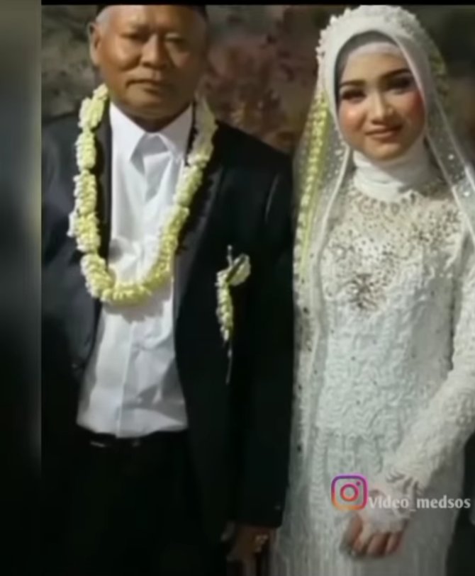 viral kakek 61 tahun nikahi perempuan 19 tahun mahar