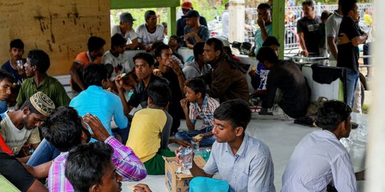 119 Pengungsi Rohingya di Aceh Direlokasi ke Pekanbaru