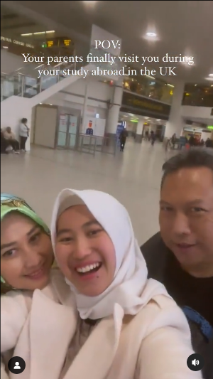 kabar polwan cantik diterima 7 kampus di inggris