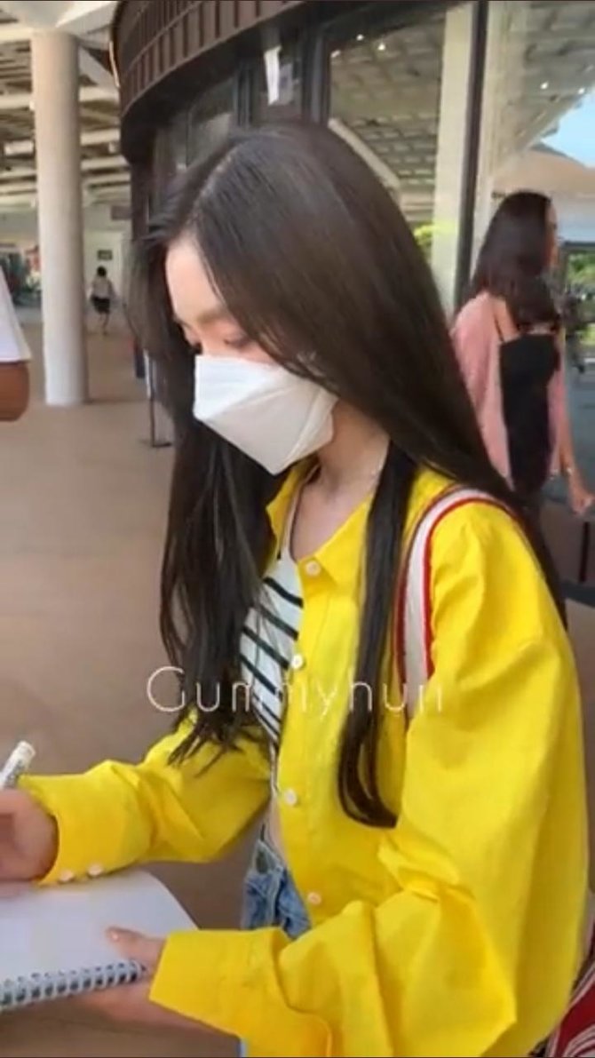 irene red velvet di bali