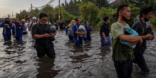 8.000 KK Terdampak Banjir Rob di Pesisir Semarang