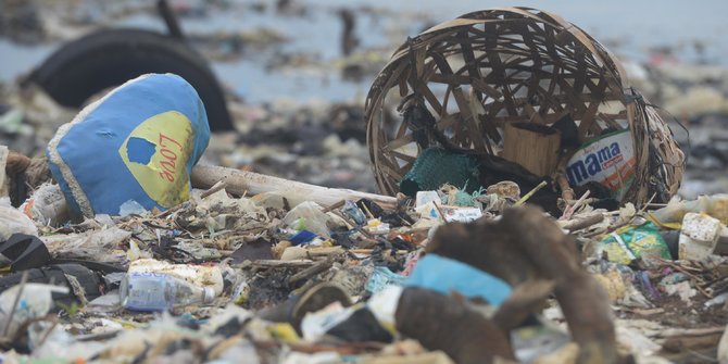 Geger Pemulung Temukan Mayat Bayi Di Tumpukan Sampah Sungai Cisadane ...