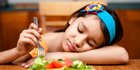 Cara Mengatasi Anak Susah Makan, Hindarkan Berbagai Gangguan