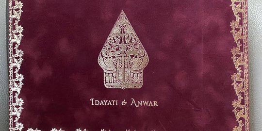 Ketua MK Beri Mahar Seperangkat Alat Salat dan Jam Tangan ke Adik Jokowi