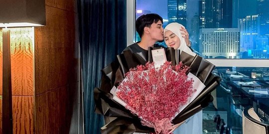 Selamat, Henny Rahman Istri Alvin Faiz Positif Hamil