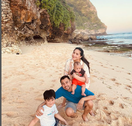 dituding selingkuh dengan mimi bayuh raffi ahmad akhirnya buka suara