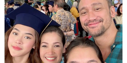 Baru Lulus, Ini Potret Cantik Kayra Miendra Anak Mieke Amalia di Momen Wisuda