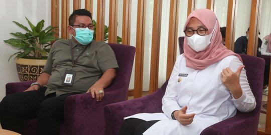 Peselancar Terbaik Dunia Kumpul di Banyuwangi, Kemenkes Cek Kualitas Mamin Hingga Air