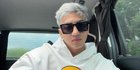Potret Harris Vriza Berambut Silver Bak Oppa Korea, Disebut Ikuti Gaya Rizky Billar