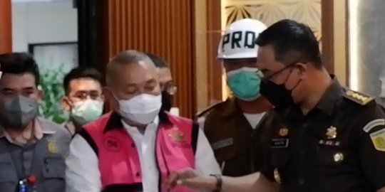 Alex Noerdin Dituntut 20 Tahun Penjara atas Korupsi Proyek Masjid Palembang