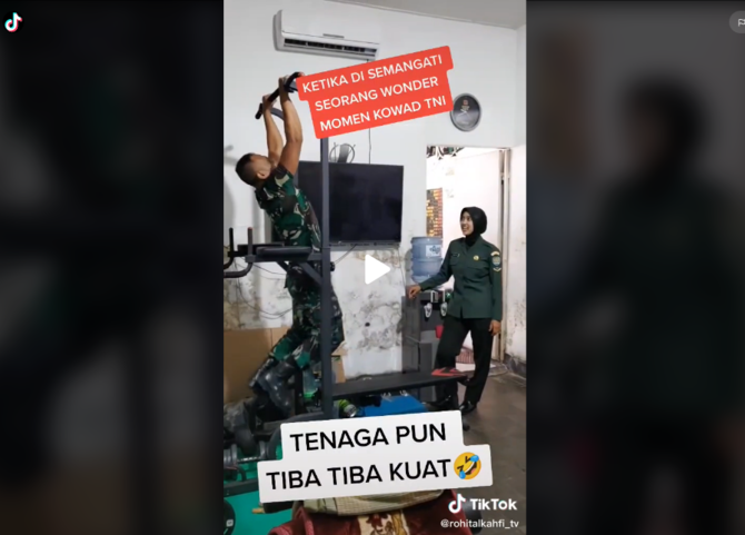 prajurit tni tenaganya tak habis habis saat pull up