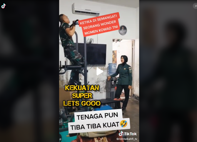 prajurit tni tenaganya tak habis habis saat pull up