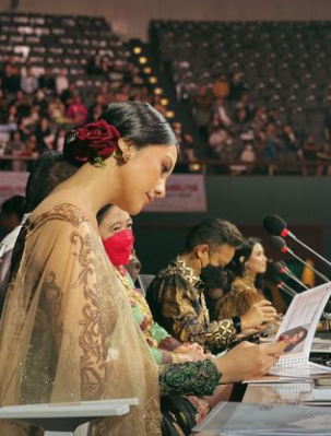 jadi juri puteri indonesia 2022 intip gaya elegan anya geraldine