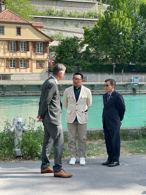 ridwan kamil cari anaknya di aare