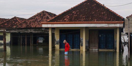 Penyebab Banjir Rob di Pantura Jateng: Penurunan Tanah dan Iklim