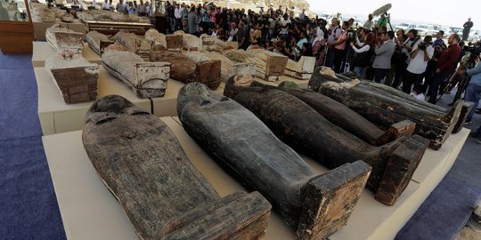Penemuan 250 Sarkofagus Berusia 2.500 Tahun di Mesir